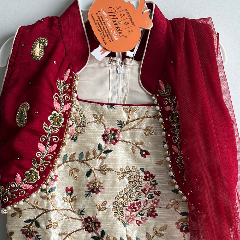 4 Piece Elegant Red and Cream Kids Punjabi Salwar Suit - Picture 4 of 10